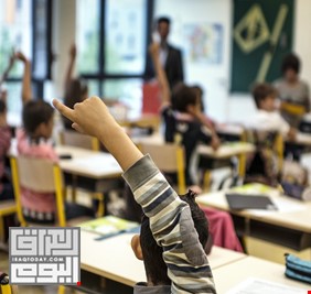 إيران تحظر دخول المعلمين “القبيحين” إلى الفصول الدراسية