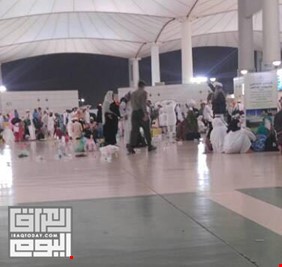 حجاج العالم يعودون الى ديارهم، والحجاج العراقيون يفترشون أرضية مطار جدة بانتظار الفرج !!