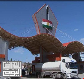 أمام أنظار رئيس الوزراء: الأتراك يمررون عشرات الشاحنات المحملة بالبضائع يومياً الى الإقليم عبر  معبر ابراهيم الخليل !
