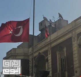 السفارة التركية تنزل أعلامها للنصف ثلاثة أيام حداداً على أرواح غرقى العبارة