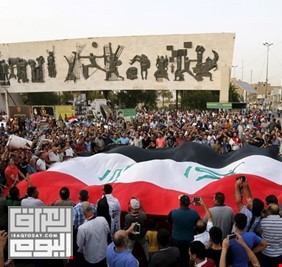 المتظاهرون يسجلون بالفيديو تسجيلاً يقدمونه هدية للبعثيين في العراق !