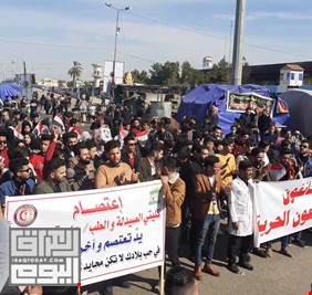 بالفيديو : مقتل متظاهر باطلاق نار في الناصرية.. وطلبة الديوانية يرفضون “تفكيك الثورة”