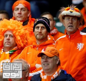 هولندا تسمح بعودة المشجعين إلى الملاعب ولكن بشرط يصعب تحمله!