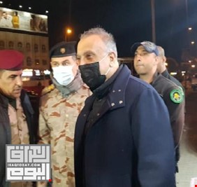 الكاظمي يضرب مرة أخرى توصيات طواقم الحماية الأمنية عرض الحائط ويتجول ماشياً على قدميه في شوارع بغداد