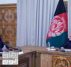 وزير الدفاع الأمريكي يلتقي الرئيس الأفغاني في كابل