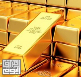 الذهب يخترق مستوى قياسيا بعد تراجع الدولار