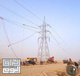 بعد تعرضه لعمل إرهابي،.. رجال الكهرباء يعيدون خط لنقل الطاقة يغذي سد الموصل بعد أقل من 24 ساعة من توقفه..