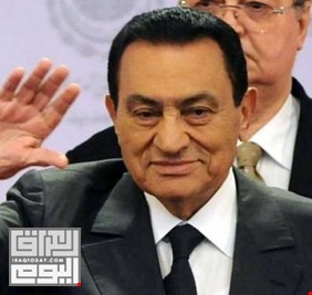كاتب مصري يكشف معلومات عن سقوط نظام الرئيس الأسبق حسني مبارك
