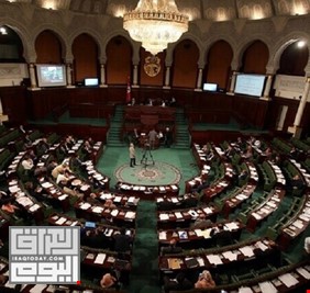 برلمان تونس يعلن أنه في حالة انعقاد دائم ويحمل الرئيس مسؤولية إغلاقه