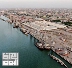 العراق يحاول إعادة الحياة لأقدم ميناء بحري