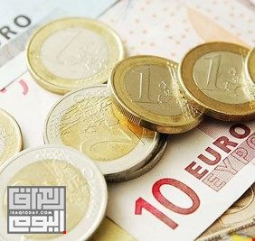اليورو ينخفض لادنى مستوى له منذ 5 سنوات