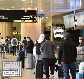 السعودية... مطالبات بمحاسبة المسؤولين وتعويض المسافرين بعد أزمة مطار الملك خالد
