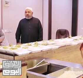 هكذا هم العراقيون الأصلاء .. بالفيديو .. مطعم مجاني يقدم وجبات الطعام للفقراء والمتعففين في سامراء