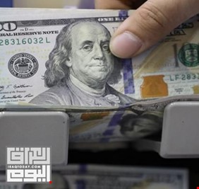 أسعار الدولار تقترب من عتبة 160 ألف دينار في البورصة العراقية