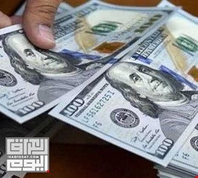أسعار الدولار تنخفض دون الـ160 ألف دينار للورقة في العراق