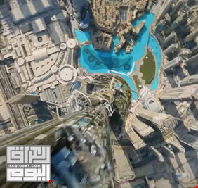بالفيديو : مشهد يحبس الانفاس .. كيف سيكون السقوط من برج خليفة؟