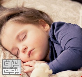 ما عدد ساعات النوم التي يحتاجها الطفل؟
