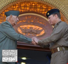 الفريق الركن سعد مزهر العلاق يستقبل احد أكبر ضباط الجيش العراقي سناً