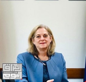 السفيرة الأمريكية رومانوسكي تؤكد دعمها للديمقراطية و الحوكمة في العراق