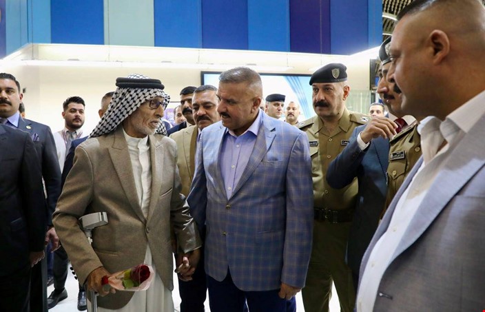 وزير الداخلية رئيس اللجنة الأمنية العليا لتأمين تفويج الحجاج يشرف على إنطلاق أول القوافل إلى بيت الله الحرام