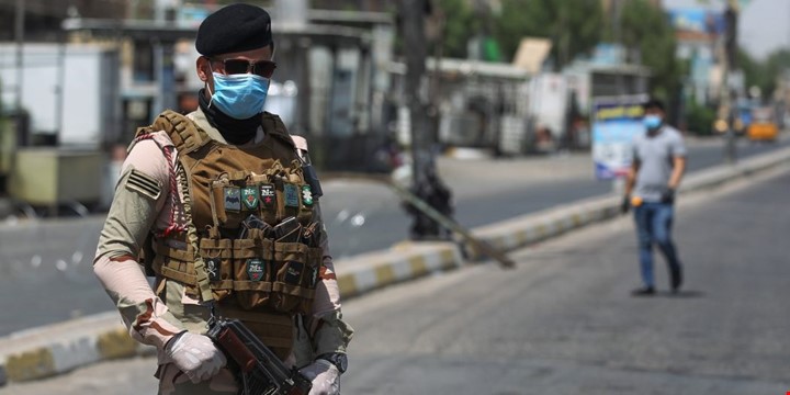 تعليق على فيسبوك يفجر نزاعاً مسلحاً بين فصيلين في بغداد