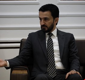 إلزام الوزارات والمحافظات باستخدام البريد الرسمي لنقل الوثائق الحكومية بأسعار رمزية