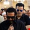 مذيع يثير أزمة في جنازة والدة أحمد حلمي