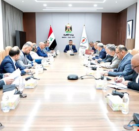 وزير الكهرباء يؤكد أهمية مشروع منصة الغاز المسال لدعم إنتاج الطاقة وزيادة ساعات التجهيز