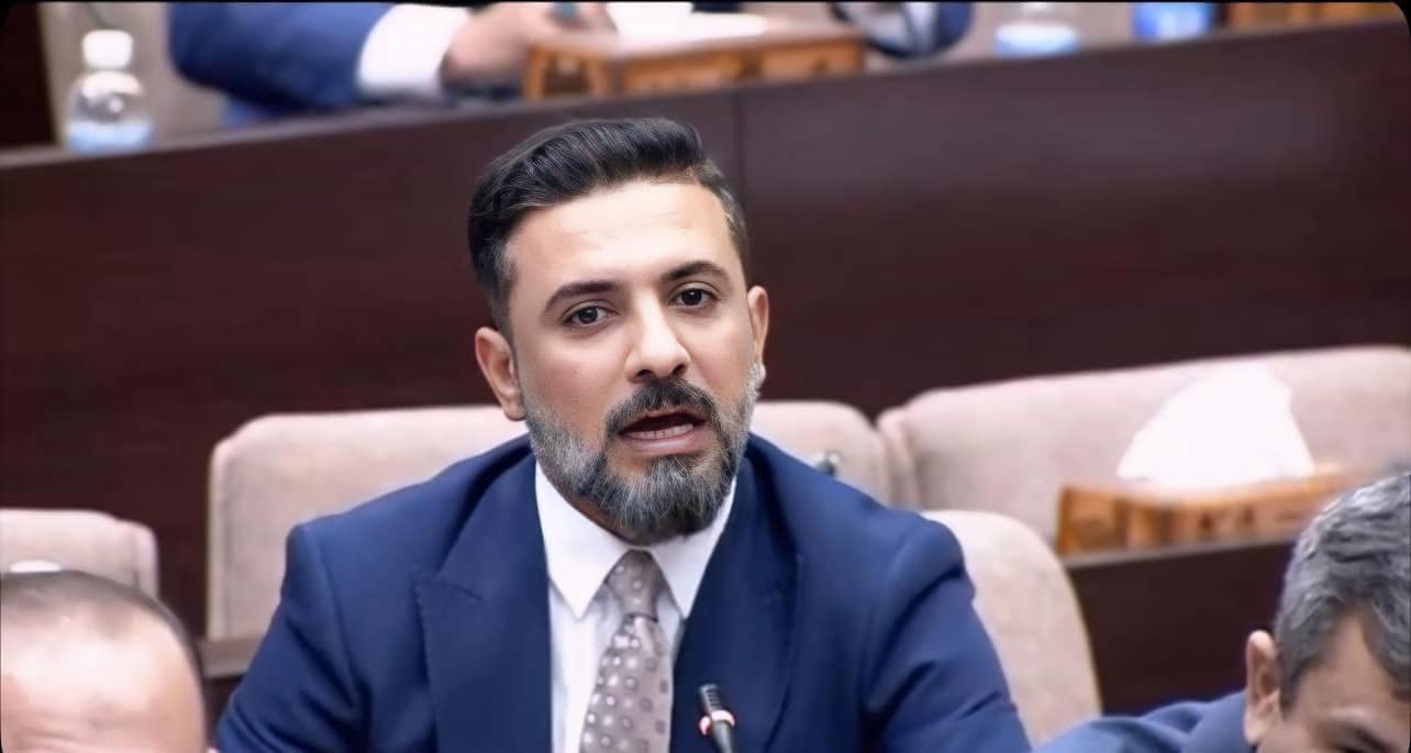 نائب يدعو إلى إقرار سلم رواتب عادل لإنصاف الموظفين وأصحاب العقود