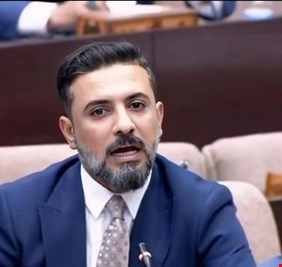 نائب يدعو إلى إقرار سلم رواتب عادل لإنصاف الموظفين وأصحاب العقود