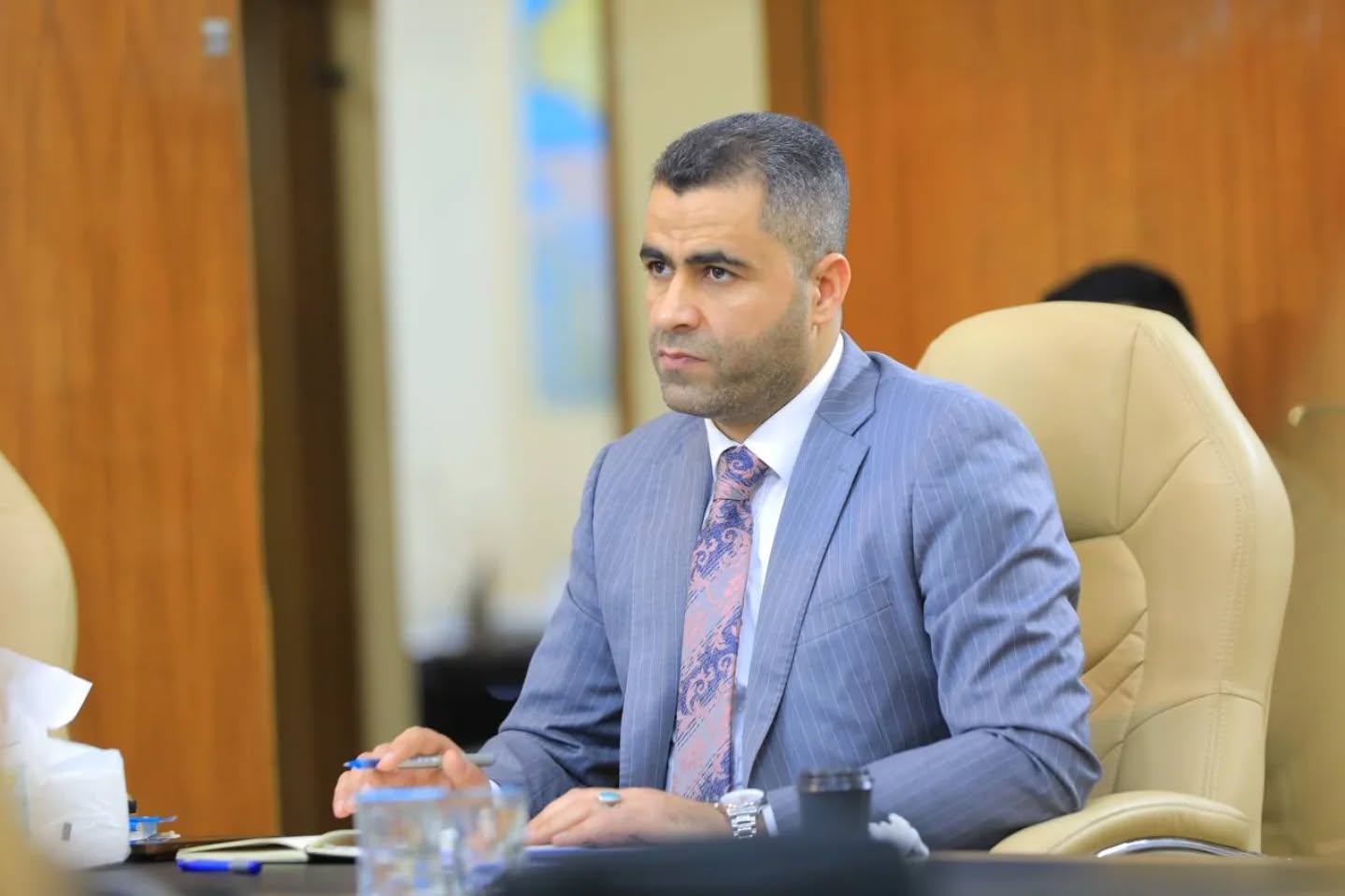 الموسوي يدعو إلى إقرار سلم الرواتب والإسراع بإرسال جداول الموازنة إلى البرلمان