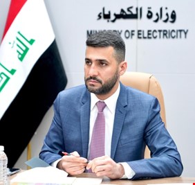 وزير الكهرباء يوجه إنذاراً رسمياً لشركة صينية بسبب تأخر تنفيذ المشاريع