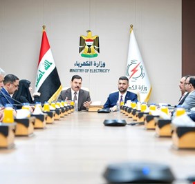 لجنة النزاهة النيابية تبحث مع وزارة الكهرباء العقود وآليات مكافحة الفساد