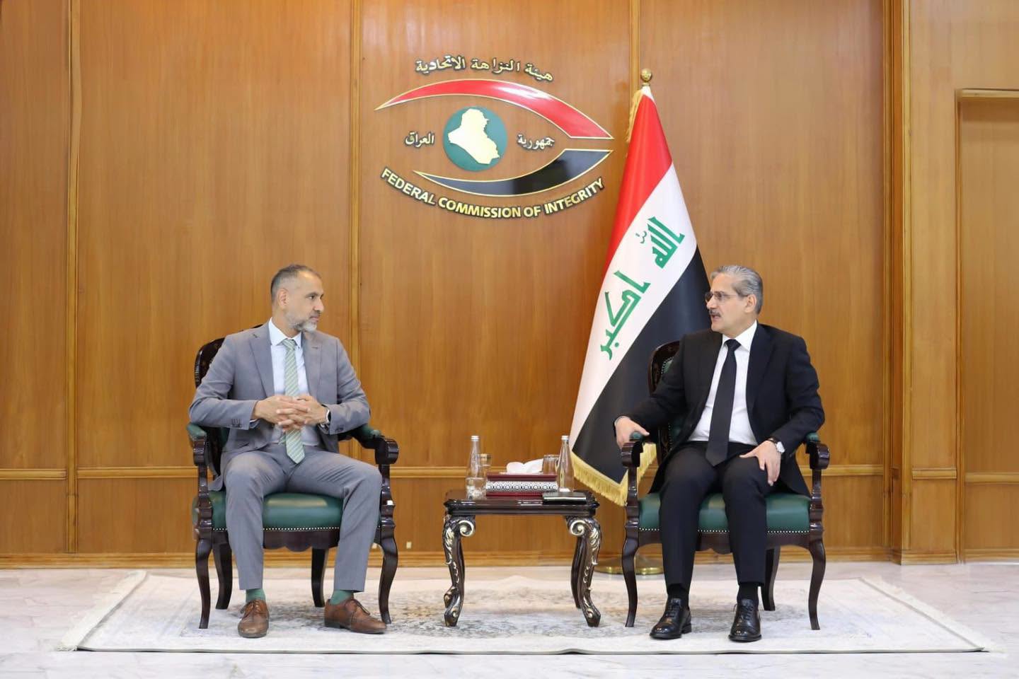 العراق وبريطانيا يبحثان استرداد الأموال المهربة وملاحقة المتهمين بقضايا الفساد