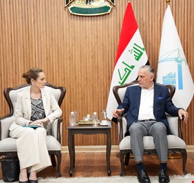 الأعرجي والمستشارة السياسية للسفارة البريطانية يبحثان تعزيز التعاون ودعم الاستقرار في العراق