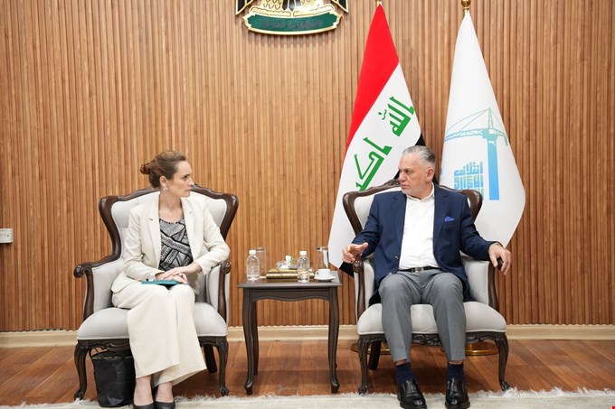 الأعرجي والمستشارة السياسية للسفارة البريطانية يبحثان تعزيز التعاون ودعم الاستقرار في العراق