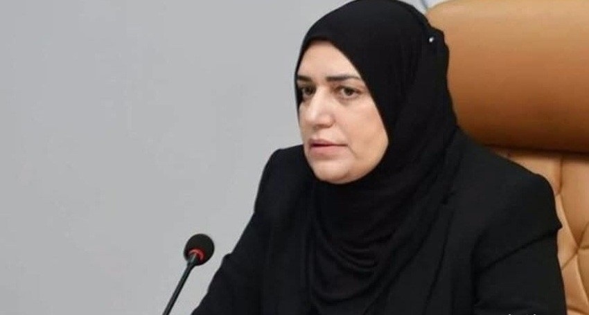 طيف سامي تنفي شائعات هروبها أو إلقاء القبض عليها ويهدد بملاحقة مروجيها قانونياً