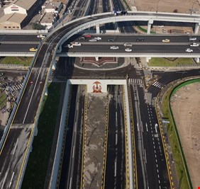 الإعمار: إنجاز 80 بالمئة من مشاريع فك الاختناقات المرورية في بغداد واستمرار العمل بالمشاريع المتبقية