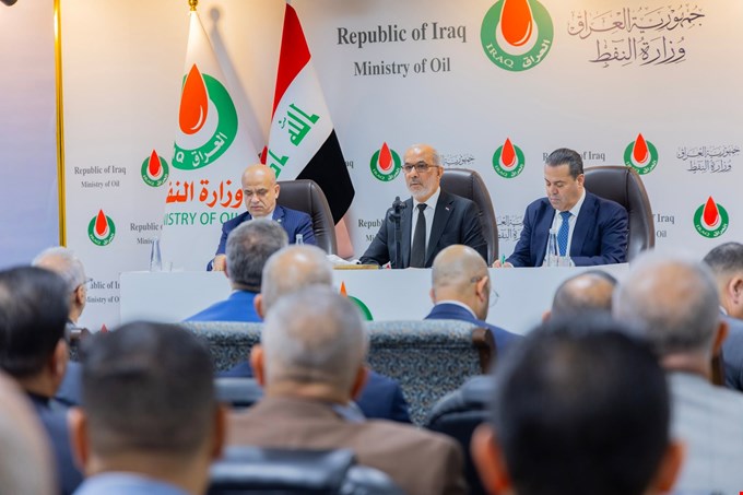 وزير النفط: المال العام خط أحمر والمرحلة المقبلة ستشهد تصحيح المسار ومكافحة الفساد