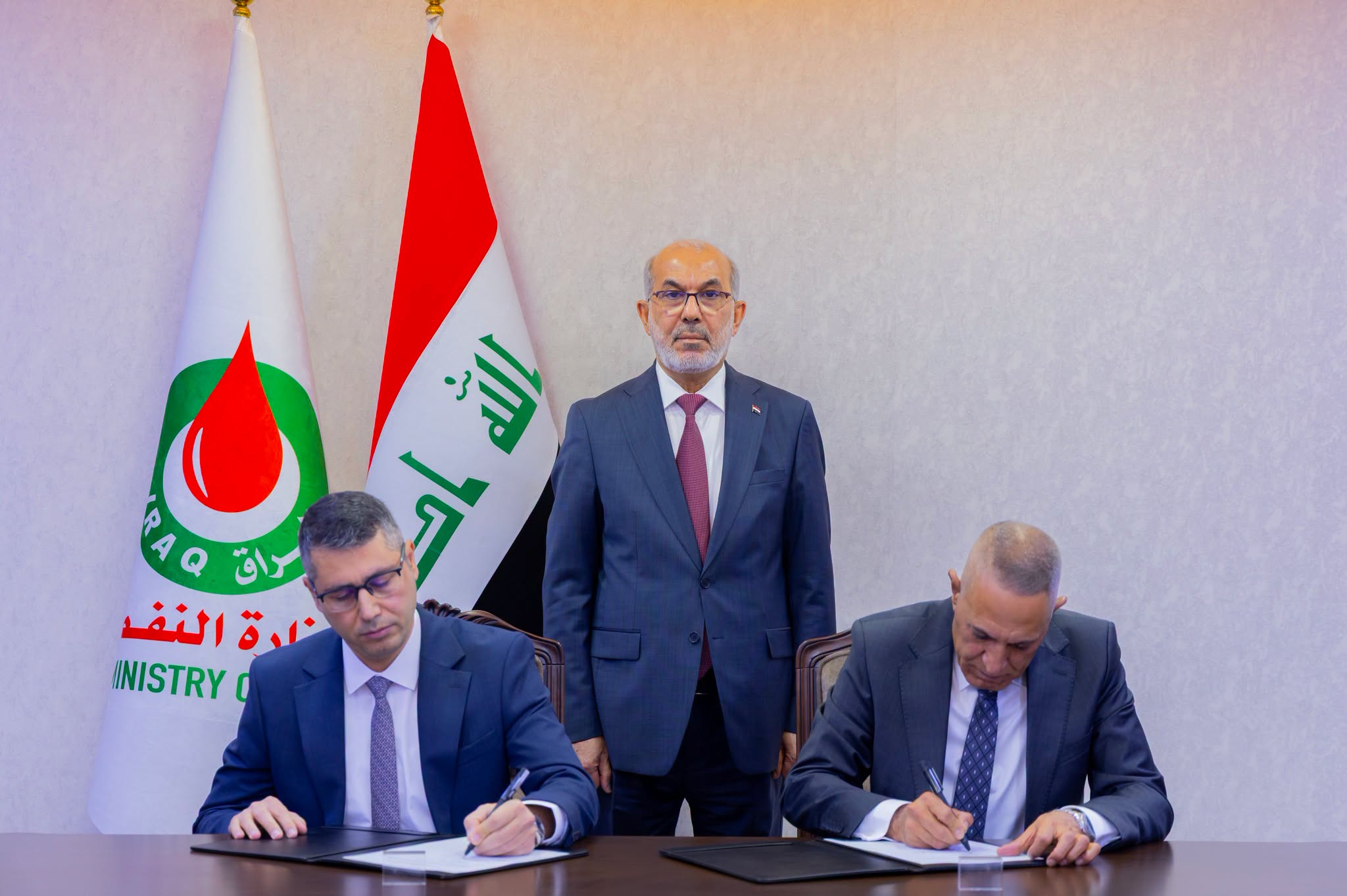 توقيع عقد لتطوير حقل حمرين مع شركة أمريكية لرفع إنتاج النفط والغاز