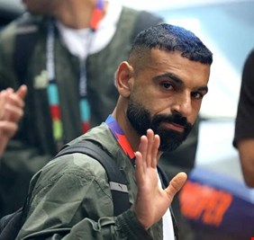 تطورات مفاجئة بشأن مستقبل محمد صلاح بعد توديع كأس العالم