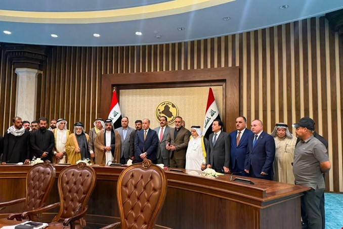 لجنة الأمن والدفاع توصي بإعفاء قائد القوة البحرية العراقية بعد حادثة الصيادين