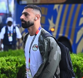 لا توقيع مع بشكتاش.. محمد صلاح يصل السعودية ومستقبله على المحك