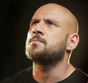 بعد 13 عاما.. أحمد مكي يعود إلى السينما بفيلم مع ماجد الكدواني