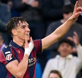 مدرب غيّر حياته.. من هو كارلوس إسباي مهاجم ريال مدريد الجديد؟
