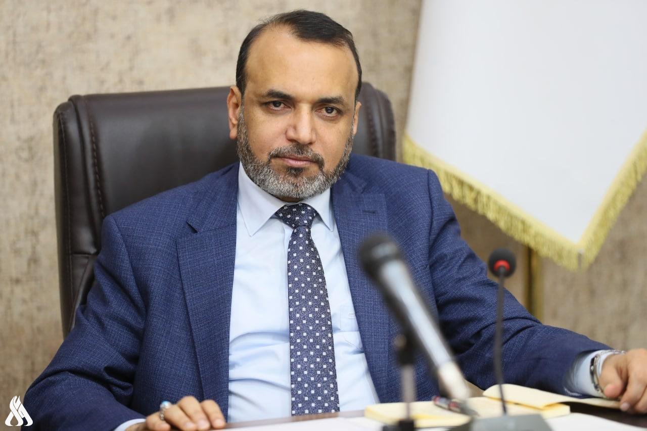 القضاء يصدر أمراً بالقبض على وزير العمل السابق أحمد الأسدي
