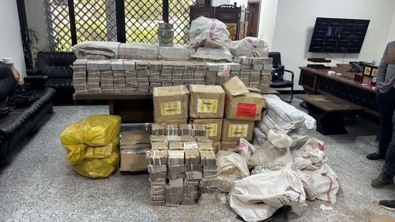 صولة الفجر تسترد 482 مليار دينار.. نصف طن ذهب وأموال نقدية بالمليارات