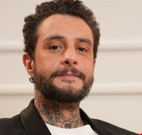 أحمد الفيشاوي يبحث عن داعية لتعريف نجله بالدين الإسلامي