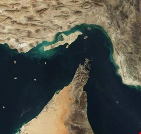 إيران وسلطنة عمان تتفقان على خريطة الملاحة عبر مضيق هرمز