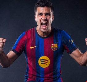 حسم الأمر.. فابريزيو رومانو يكشف كواليس انتقال رودري إلى برشلونة